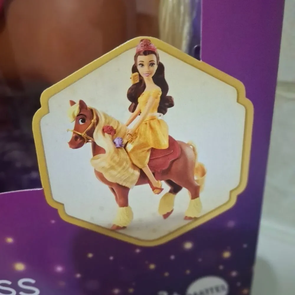 Disney Beauty & The Beast Princess Belle & Philippe Playset